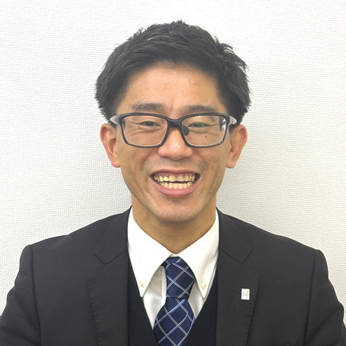 光台校 校長 岡本（おかもと）